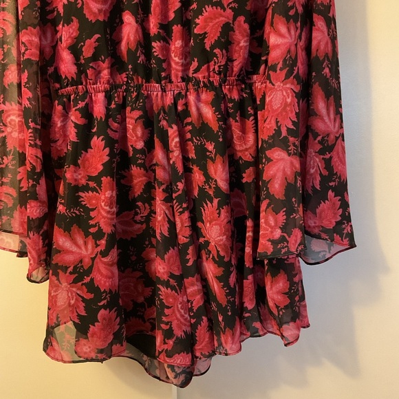 3. Floral High Neck Romper With Tie Back Backless Size Medium - Picture 2 of 9